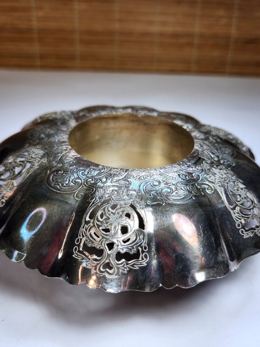 Vintage Essay Canada Silver Plated Scalloped Flower Frog Bowl Vase 1514 Center